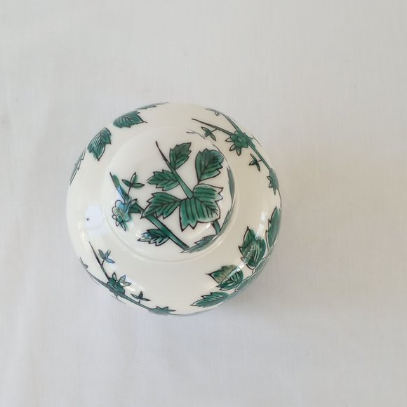 Vintage Ceramic Sake Jar with Cup- - Picture 9 of 10